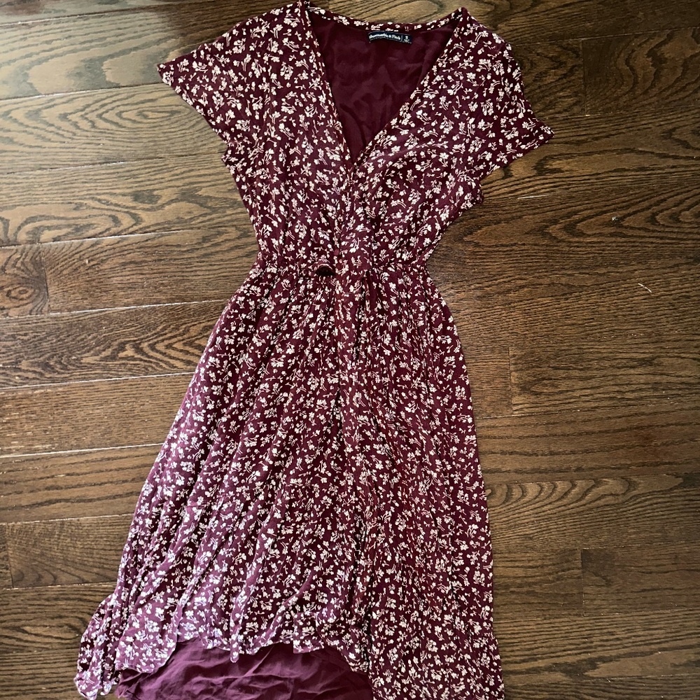 Abercrombie Midi Dress in Burgundy Size Small